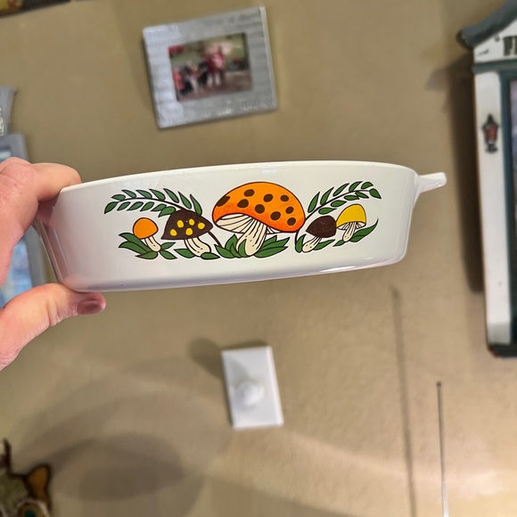 Corningware Other - Vintage Mushroom Design Ceramic Dish